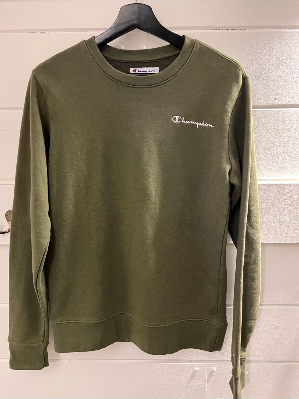 Champion Men’s Small Olive Green Sweatshirt.